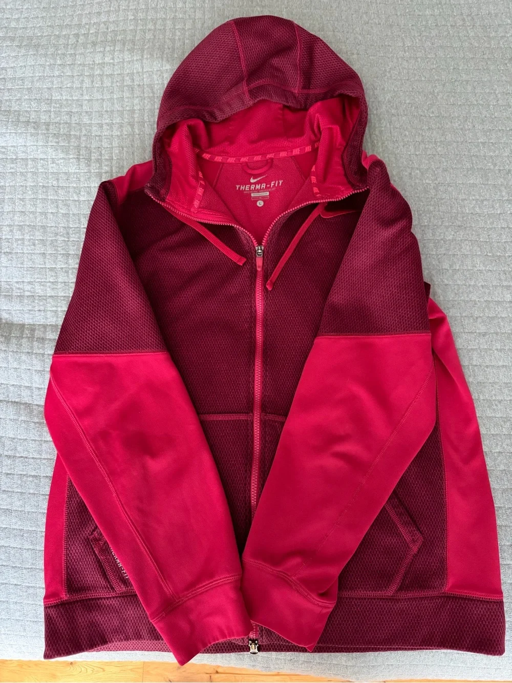 Nike Men’s Large Maroon & Darker Pink Full Zip Hooded Therma-Fit Jacket - Picture 2 of 8
